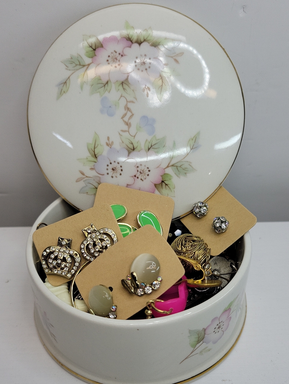 Sadler Trinketbox Filled With Earrings.